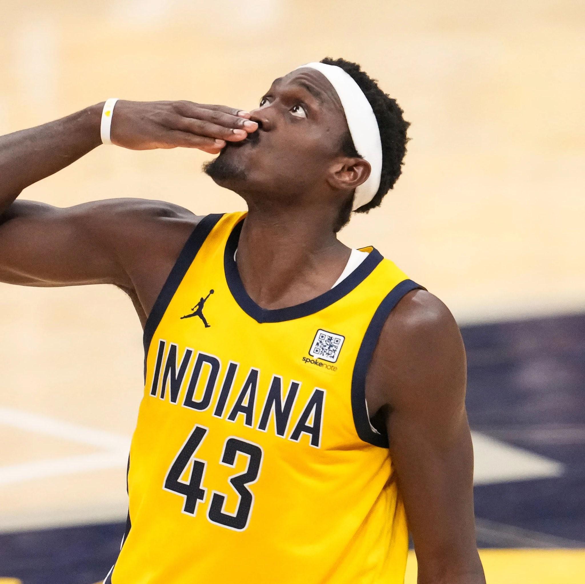 开云体育手机版-西亚卡姆重返赛场，出色防守首场状态出色，加拿大队观众沸腾！-开云体育手机版