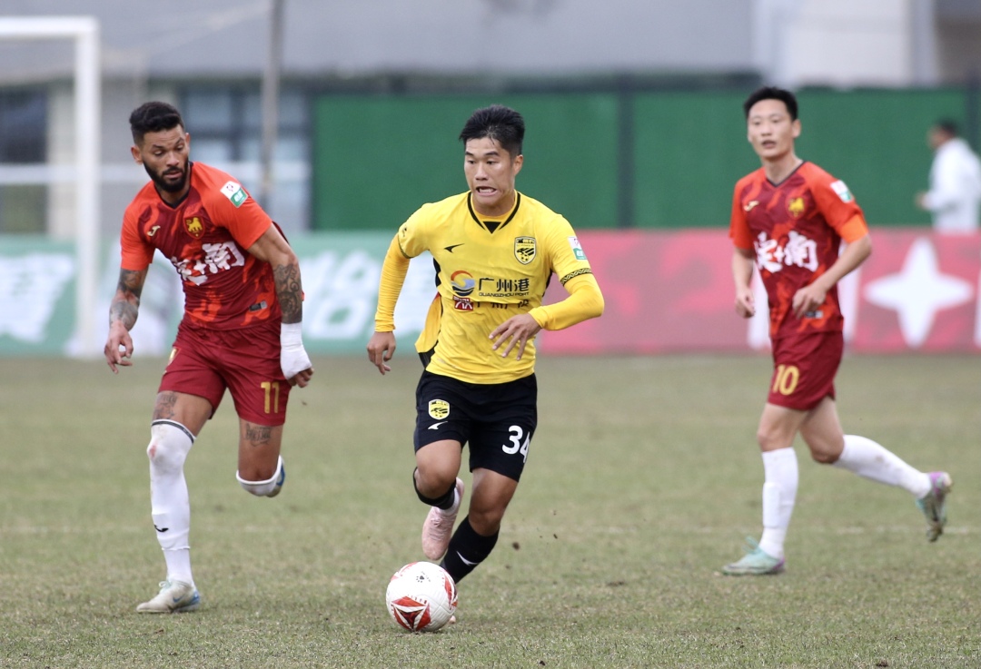 开云体育-广州队迎意甲关键赛，赛后内部沟通，气氛紧张，控场能力受关注-开云体育
